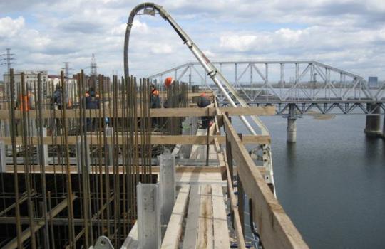Construction of the 4th road bridge across the Yenisei River in Krasnoyarsk on the section between Dubrovinsky str. and Sverdlovskaya str. (1st stage)