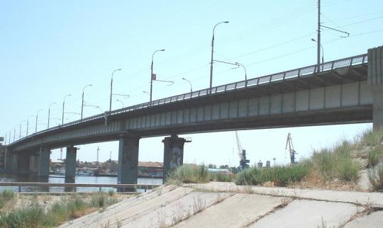 Обследование и оценка технического состояния городского моста через реку Волга в створе улицы Анри Барбюса в городе Астрахани.
